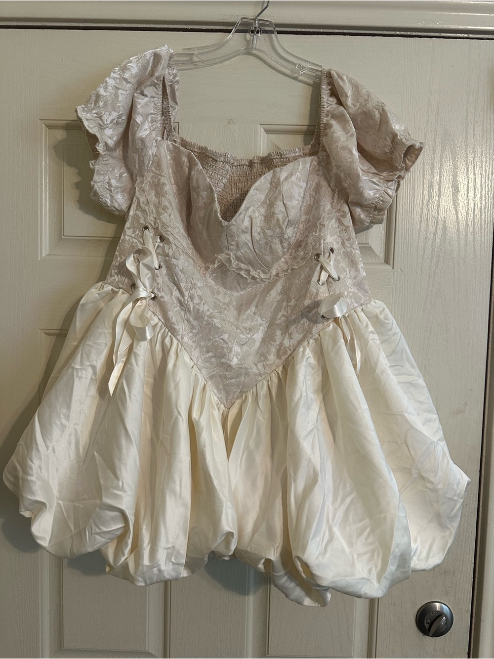 ROMWE Cream and Light Beige Puff-Sleeve Mini Dress